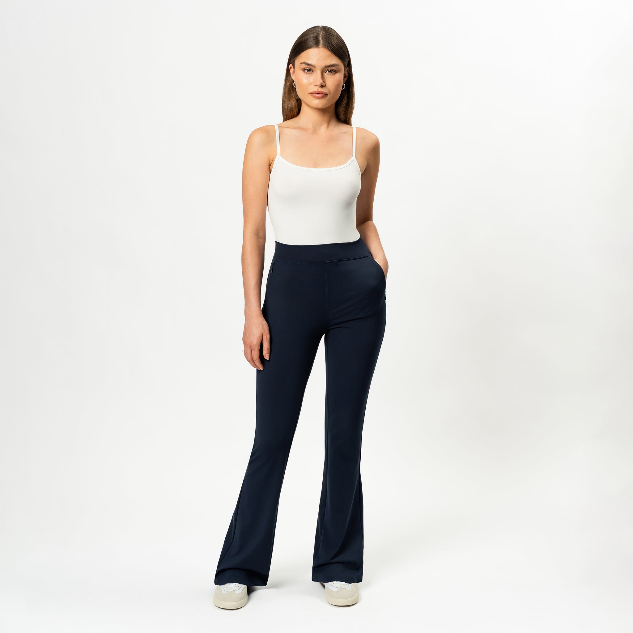 Asana Bootcut Pant - Ninepine