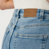 Relaxed ComfortDenim™ Jeans - Ninepine