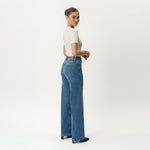 Relaxed ComfortDenim™ Jeans - Ninepine